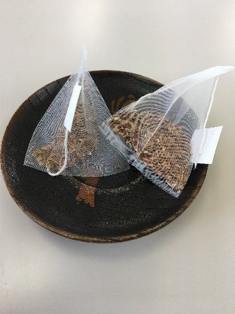 ノンカフェイン 二度焙煎ごぼう茶 北海道十勝産 （30ティーパッグ）